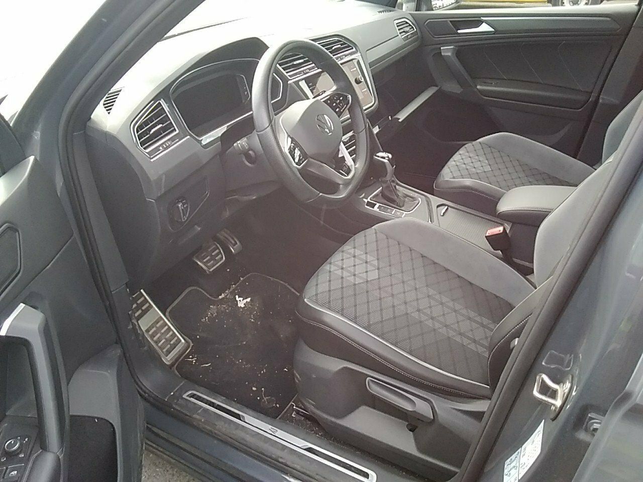 Volkswagen Tiguan R-line 2.0 Tdi 110kw (150cv) Dsg - Foto 2