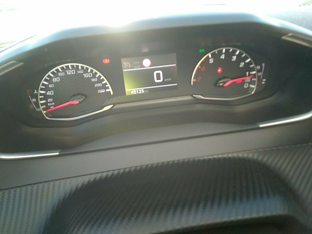 Peugeot 2008 Active Pack Bluehdi 81kw (110cv) - Foto 2