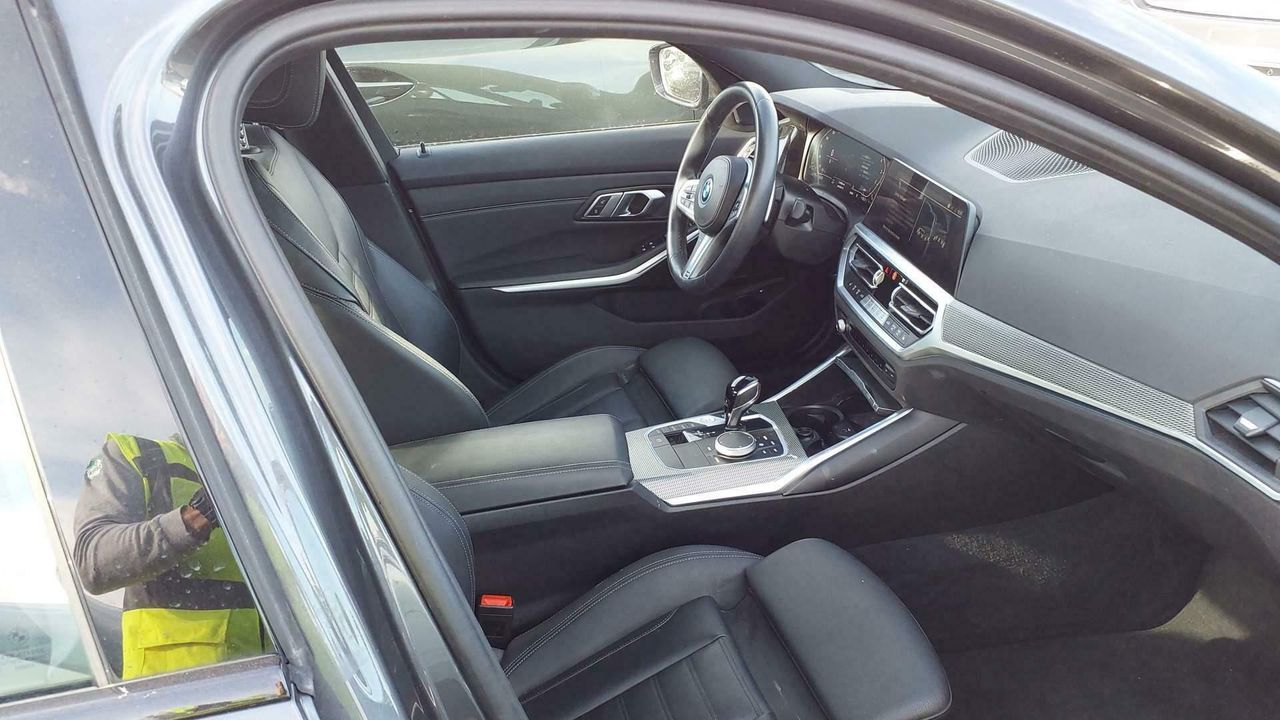 Bmw Series 3 (e) 320e - Foto 2