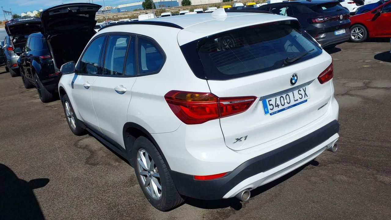 Bmw X1 Sdrive18d - Foto 2