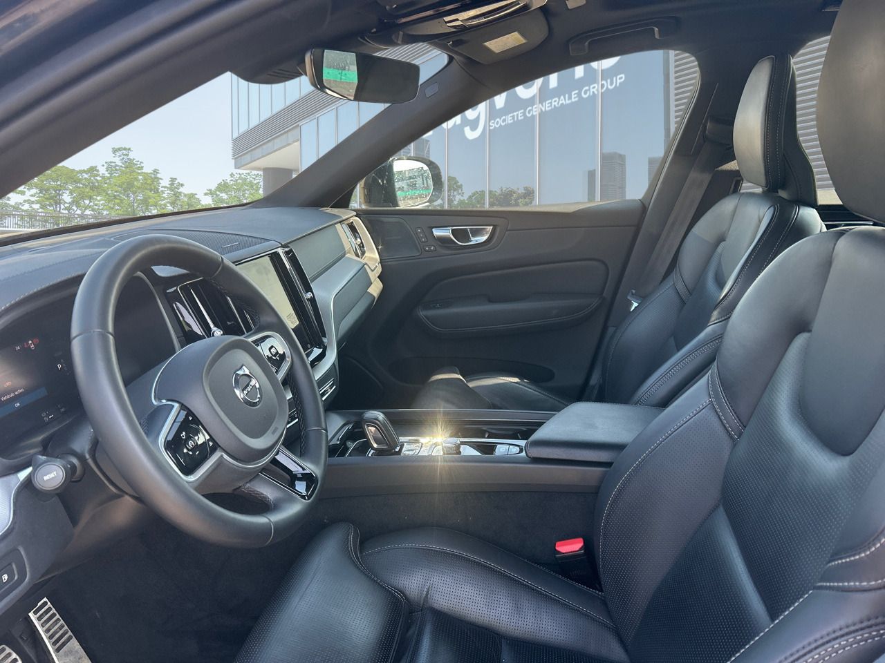 Volvo Xc60 2.0 T6 Awd Recharge R-design Auto - Foto 2