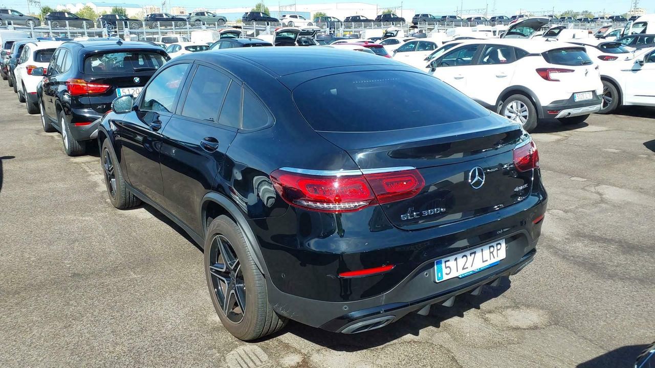 Mercedes Glc Coupe 300 E 4matic - Foto 2