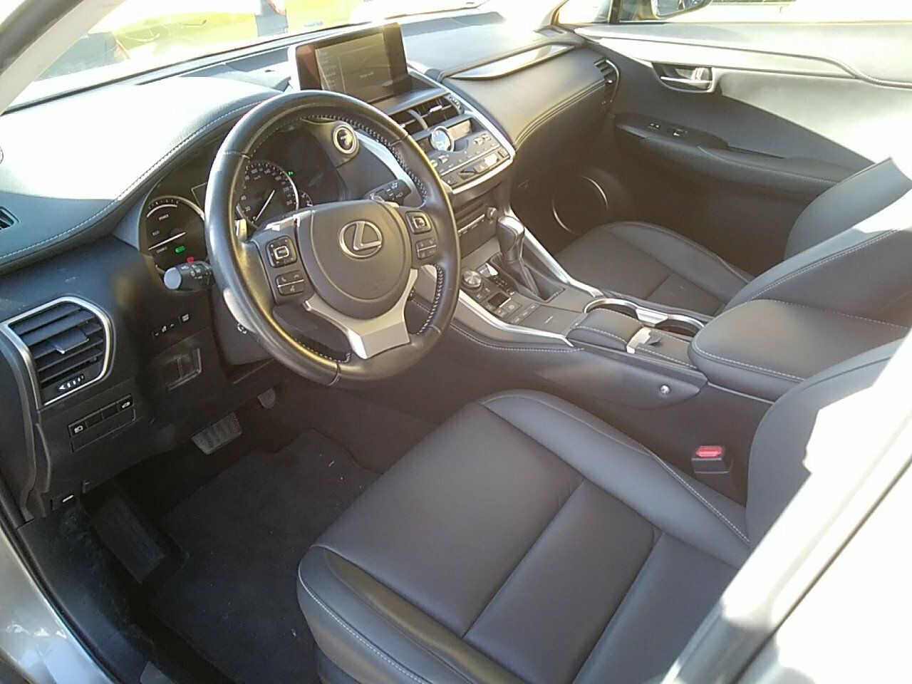Lexus Nx (o) 2.5 300h Premium 2wd - Foto 2