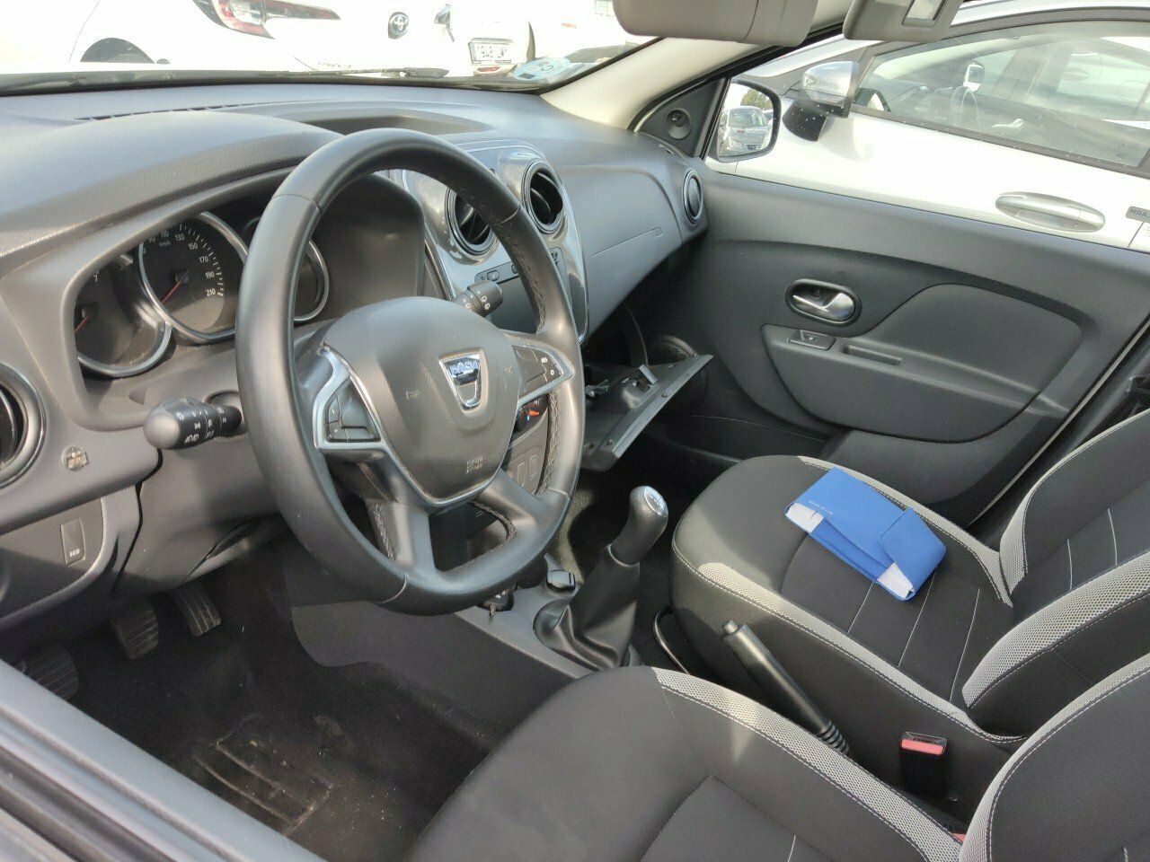 Dacia Sandero Stepway Essential Tce 66kw (90cv) - Foto 2