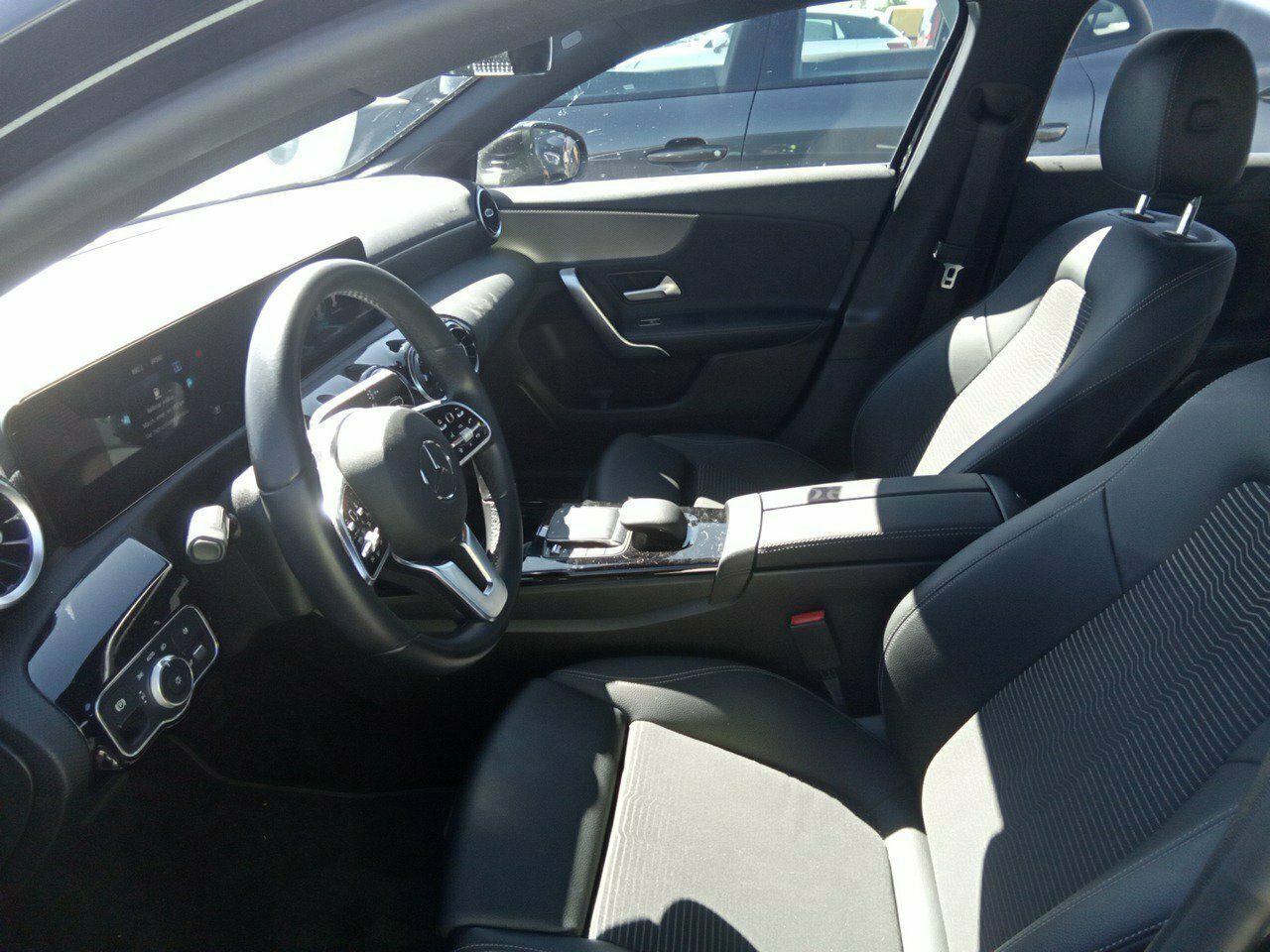 Mercedes A-class Sedán A 180 D - Foto 2