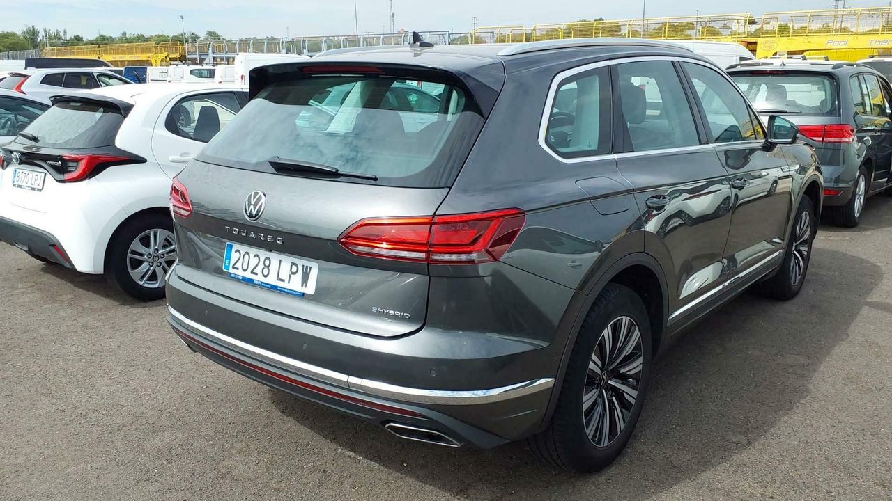 Volkswagen Touareg Ehybrid Eleg 3.0 V6 Tsi 280kw Tip 4m - Foto 2