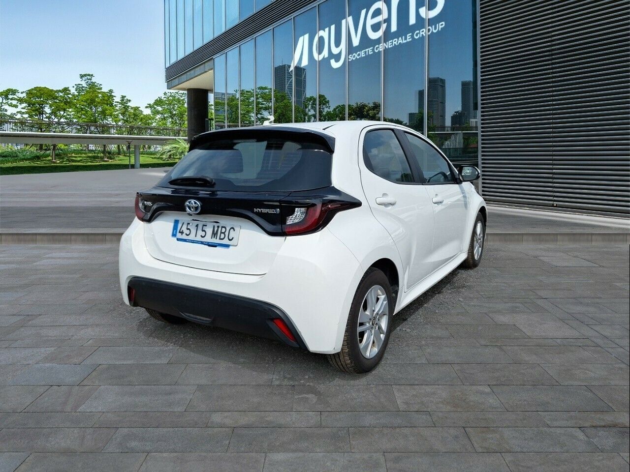 Toyota Yaris 1.5 120h Business Plus - Foto 2