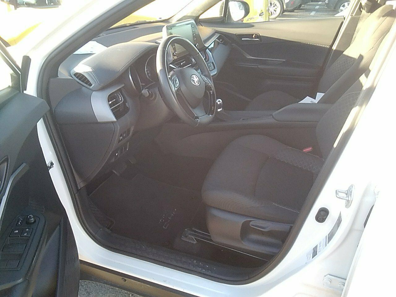 Toyota C-hr 1.8 125h Active - Foto 2