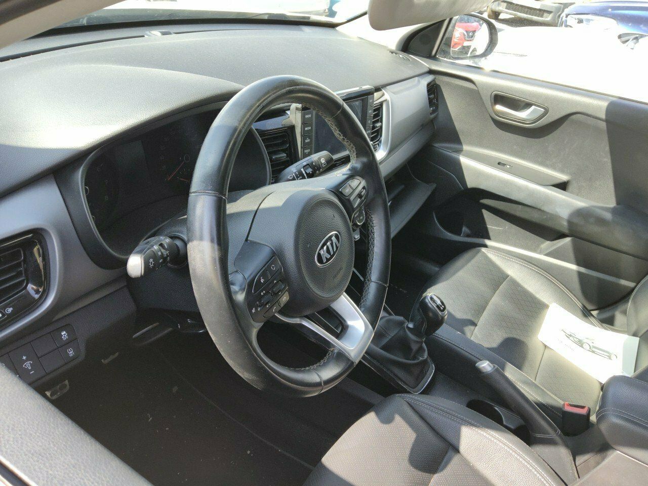 Kia Stonic 1.0 T-gdi 74kw (100cv) Black Edition - Foto 2