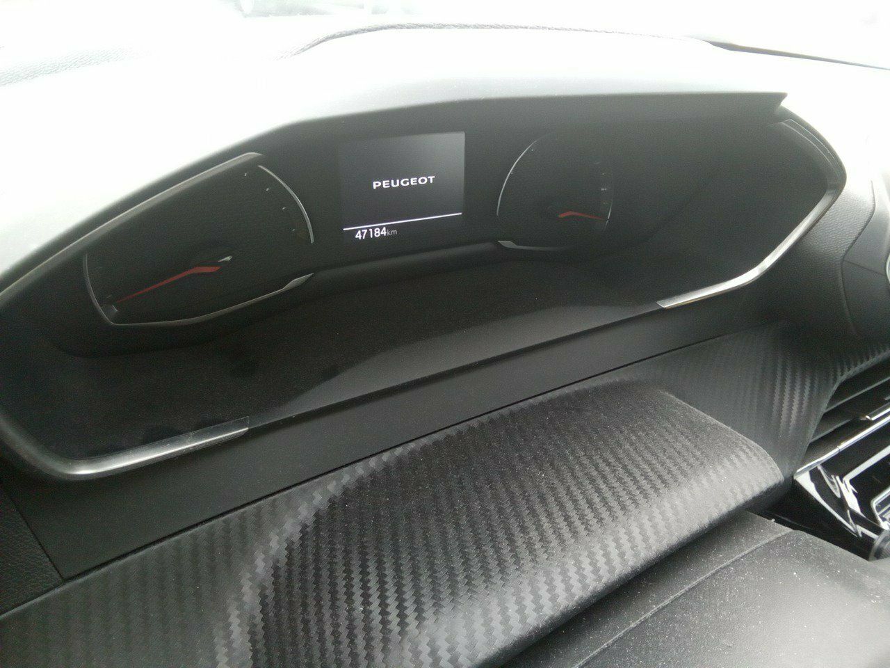 Peugeot 208 Bluehdi 73kw (100cv) Active - Foto 2