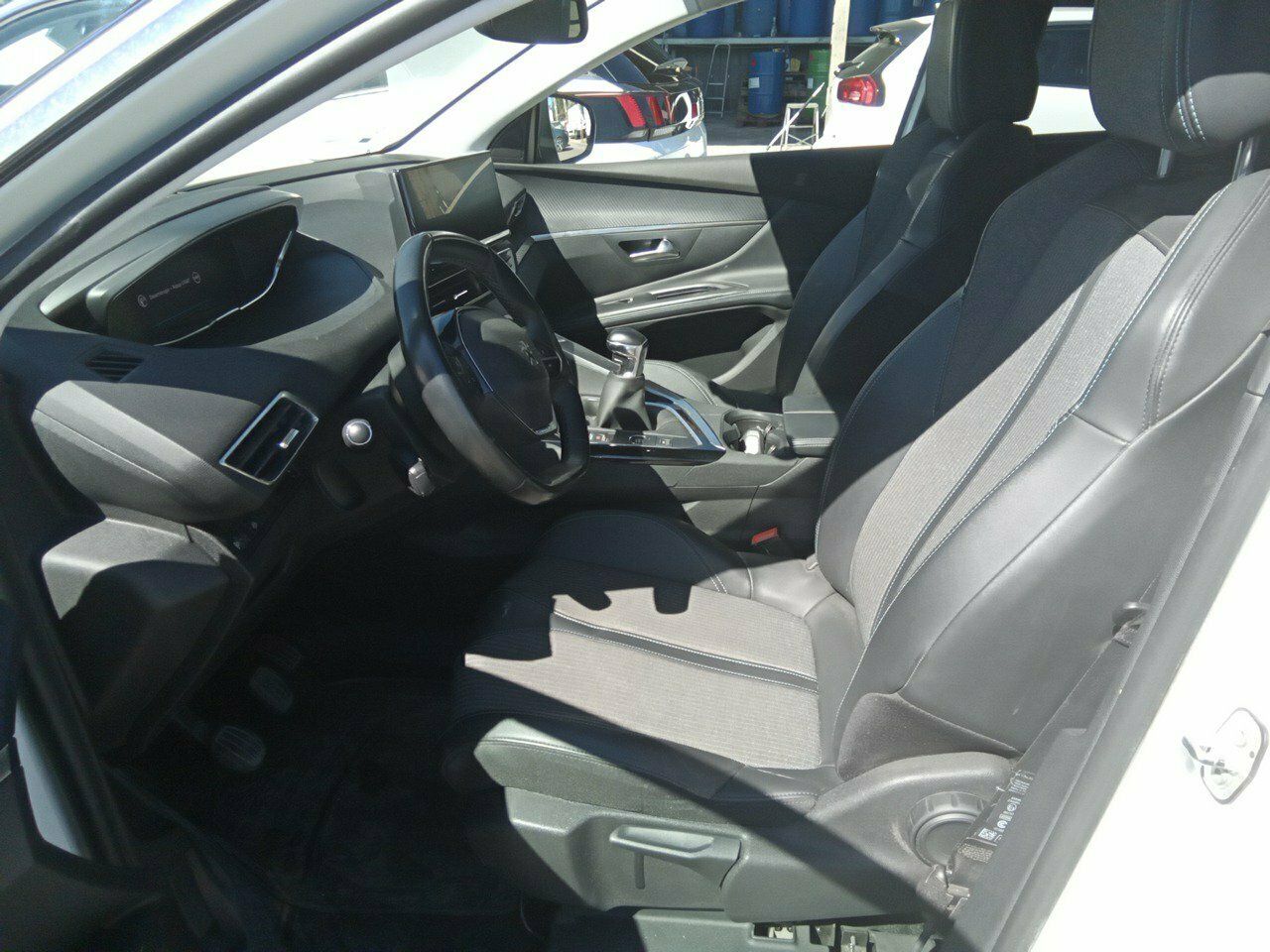 Peugeot 5008 1.5 Bluehdi 96kw (130cv) S&s Allure - Foto 2