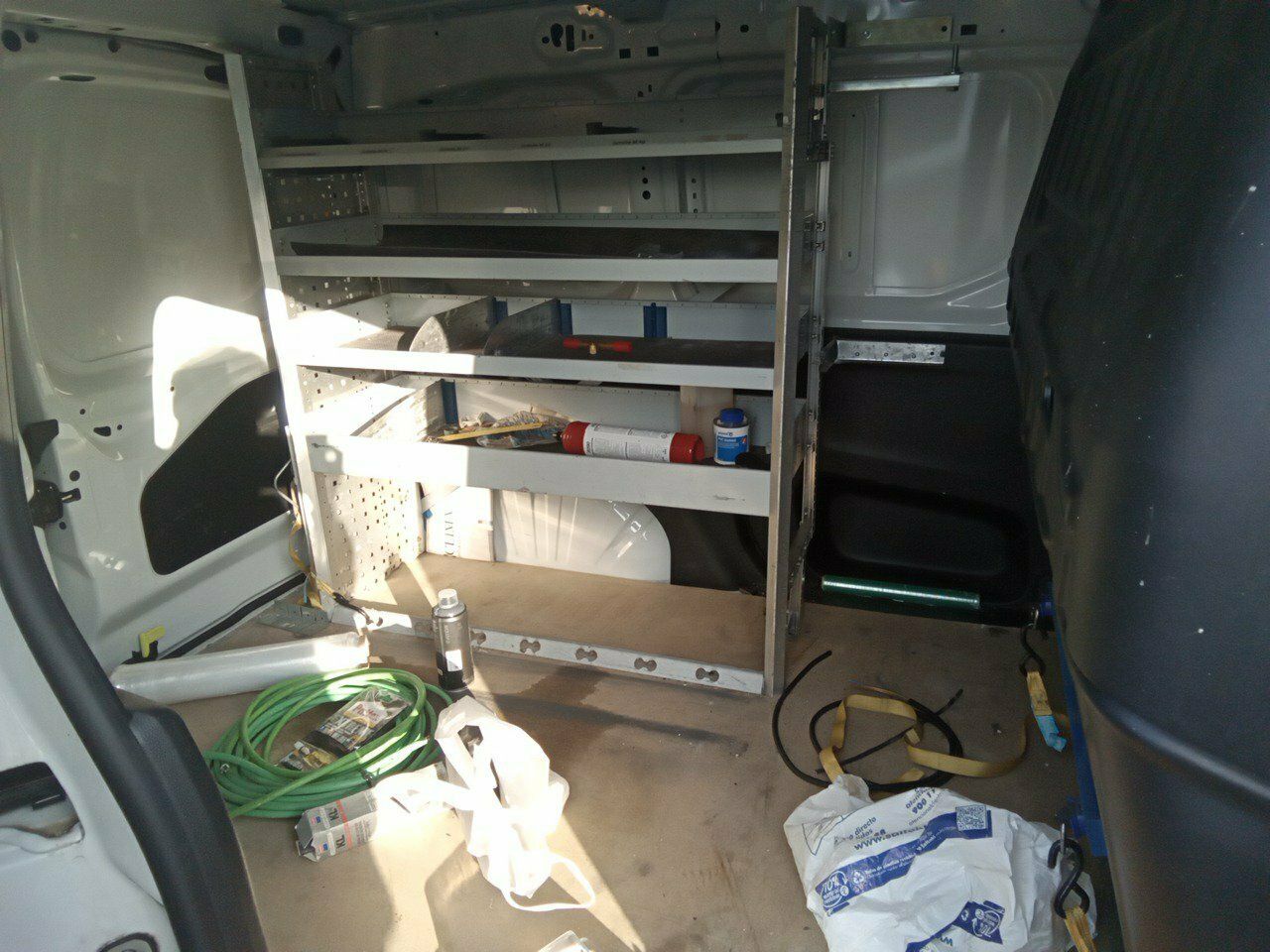Opel Combo Cargo L 650kg Diesel 1.5 100hp S&s Mt E6 - Foto 2