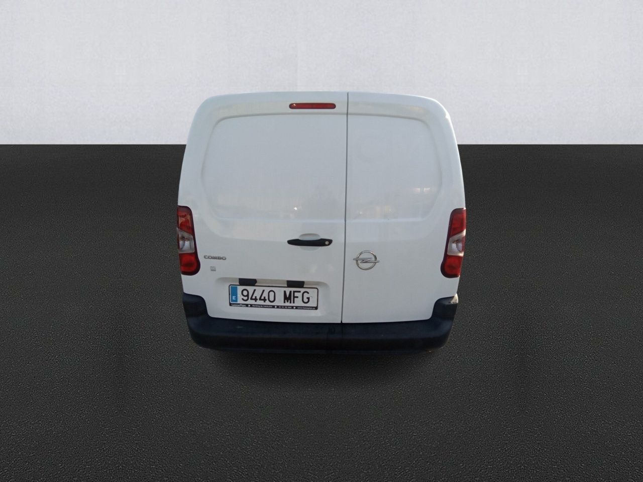 Opel Combo Cargo L 650kg Diesel 1.5 100hp S&s Mt E6 - Foto 2