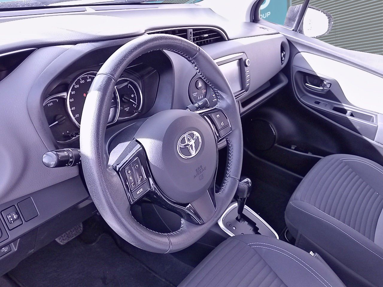 Toyota Yaris 1.5 100h Active Tech - Foto 2