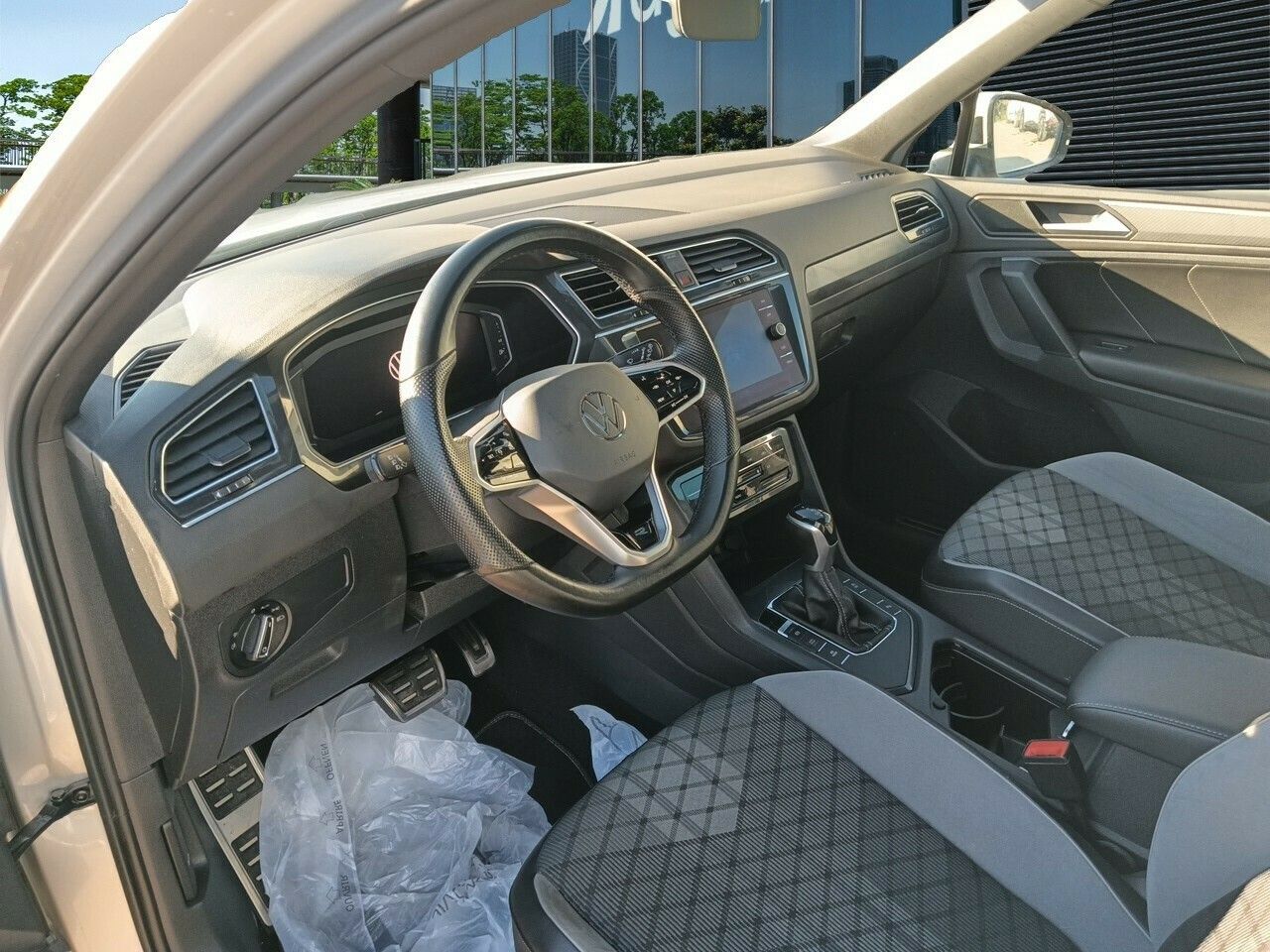 Volkswagen Tiguan R-line 2.0 Tdi 110kw (150cv) Dsg - Foto 2