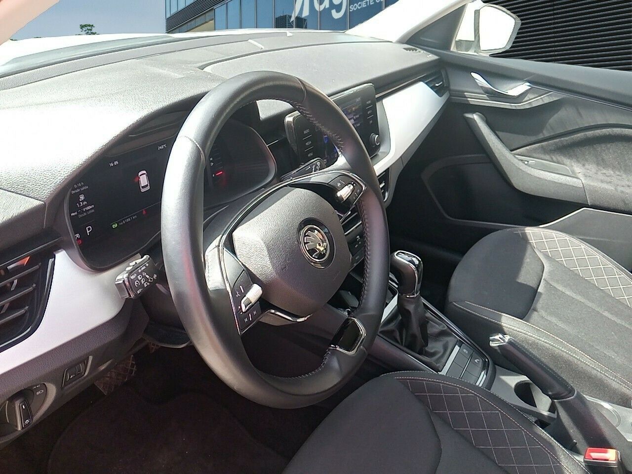 Skoda Kamiq 1.0 Tsi 81kw (110cv) Dsg Emotion - Foto 2