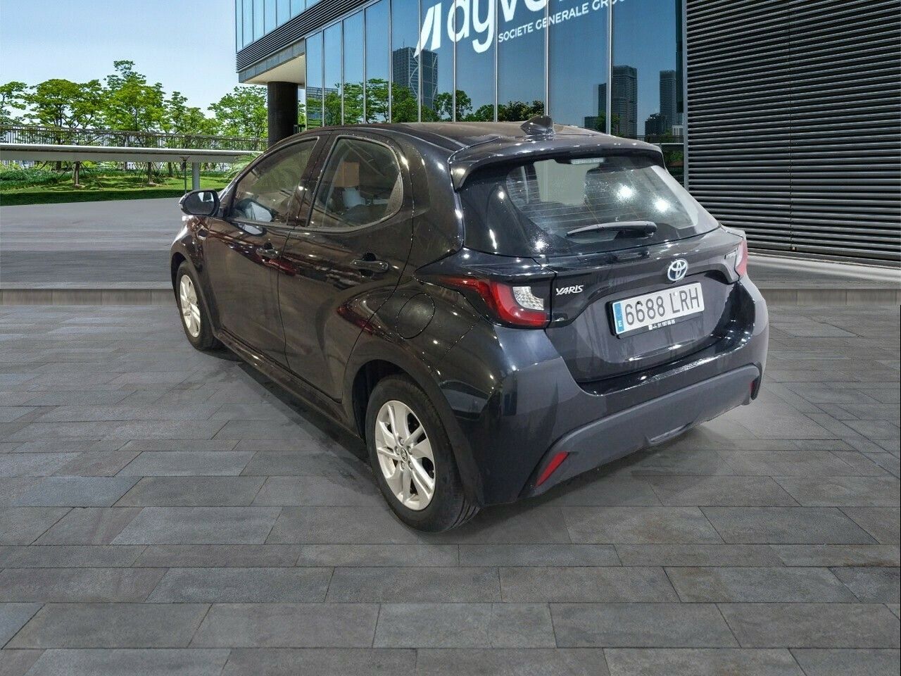 Toyota Yaris 1.5 120h Business Plus - Foto 2