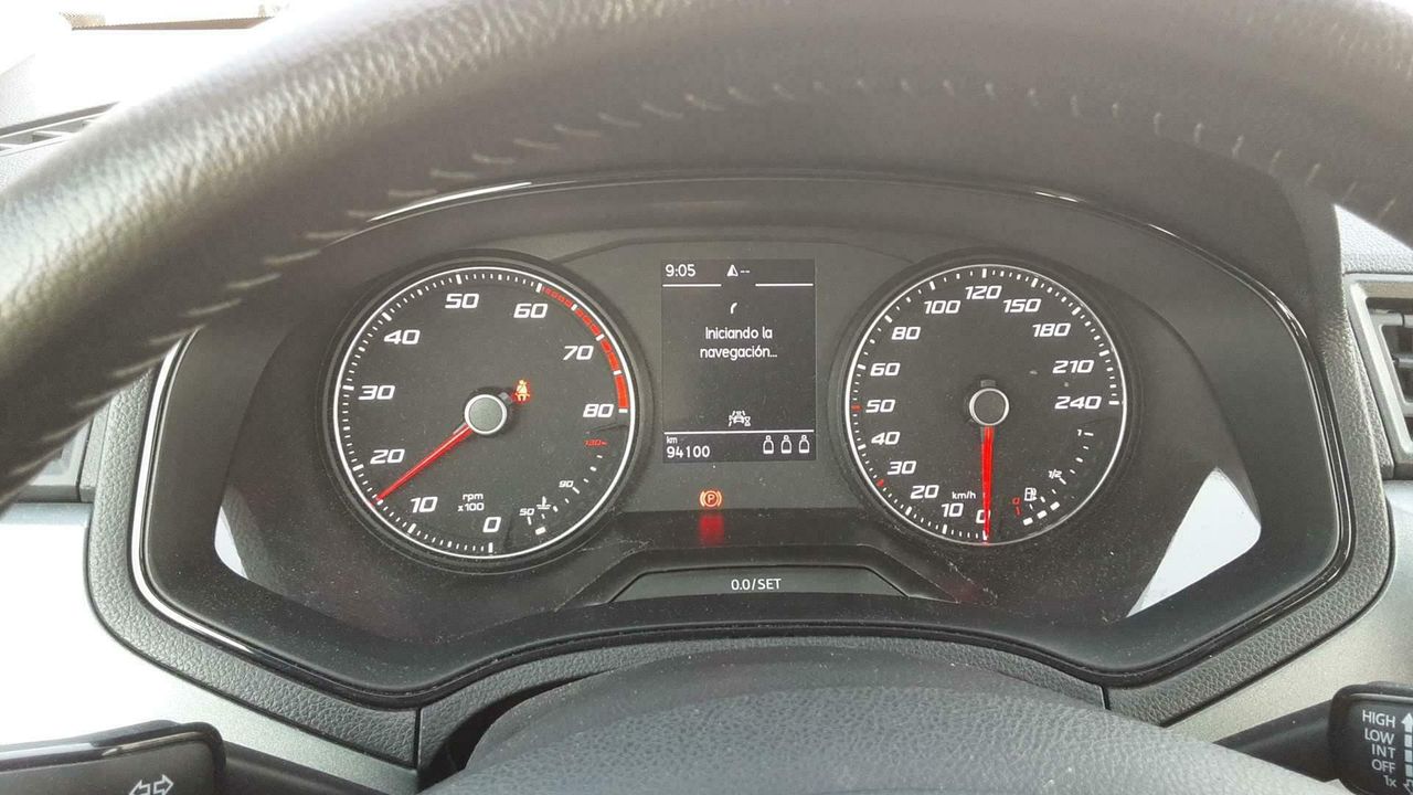 Seat Arona 1.0 Tsi 81kw (110cv) Style Go2 - Foto 2