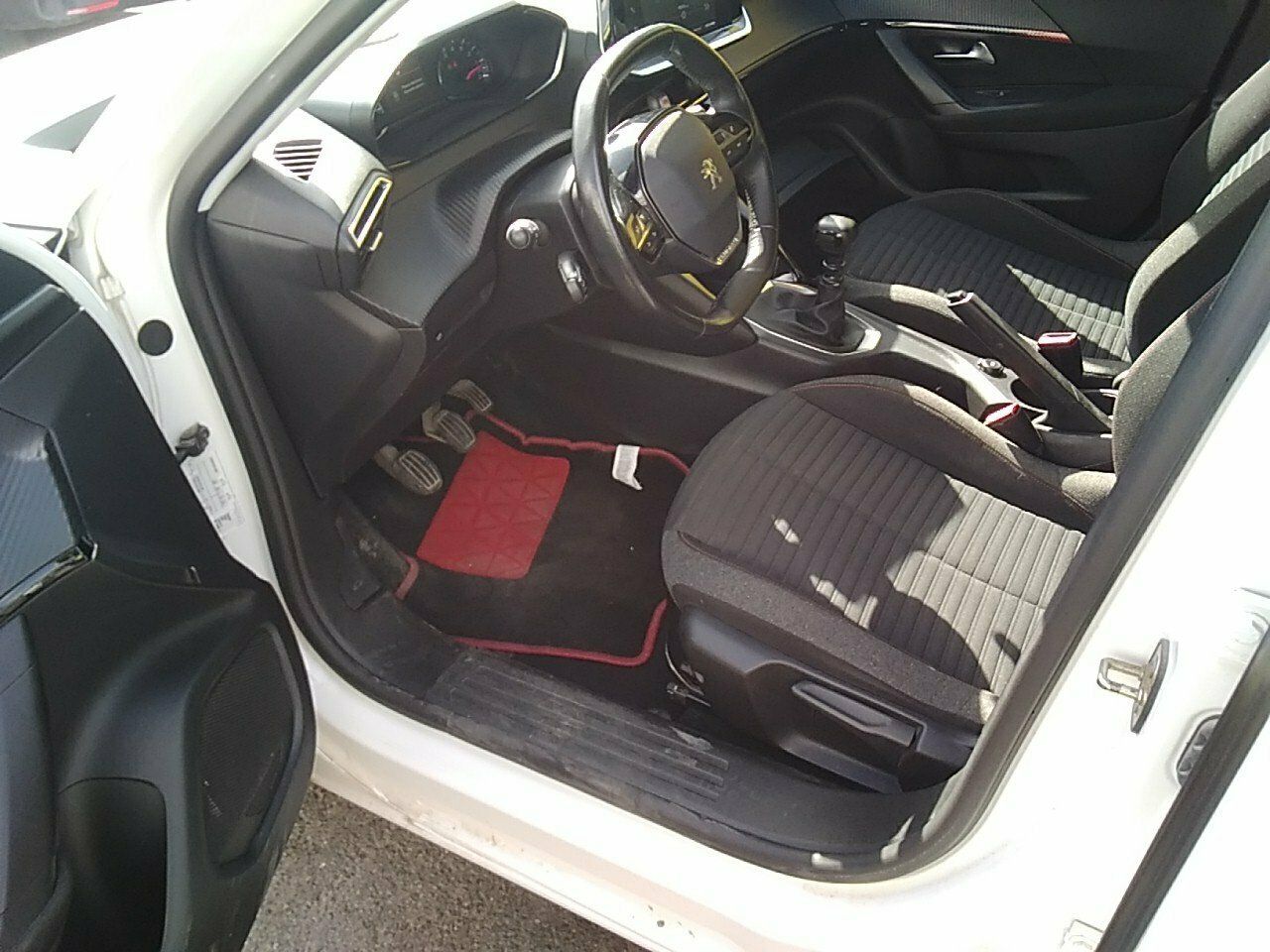 Peugeot 2008 Active Puretech 100 S&s Bvm6 - Foto 2