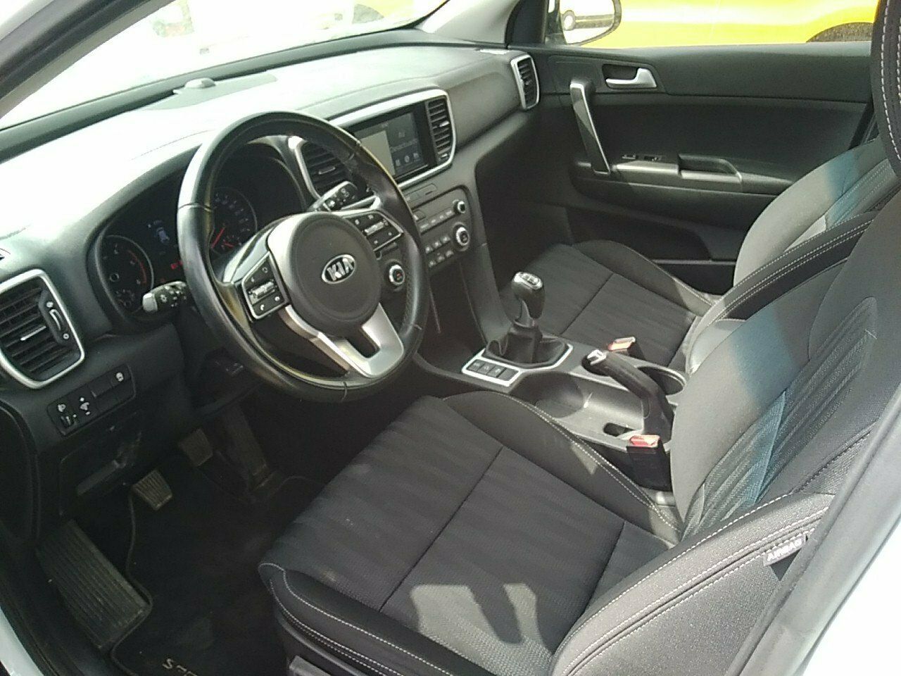 Kia Sportage 1.6 Mhev Business 100kw (136cv) 4x4 - Foto 2