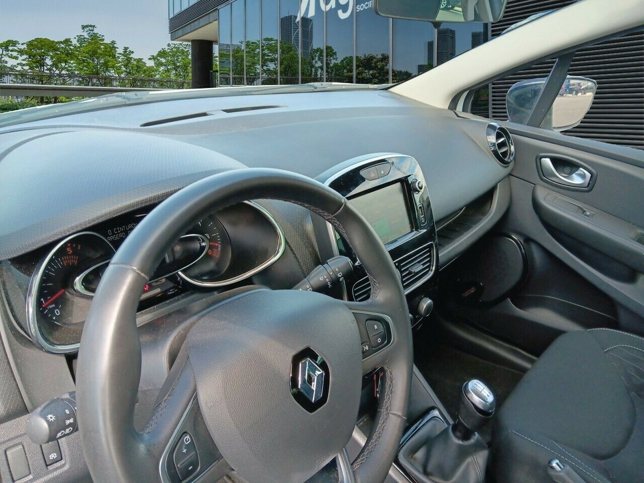 Renault Clio (o) Limited Dci 55kw (75cv) -18 - Foto 2