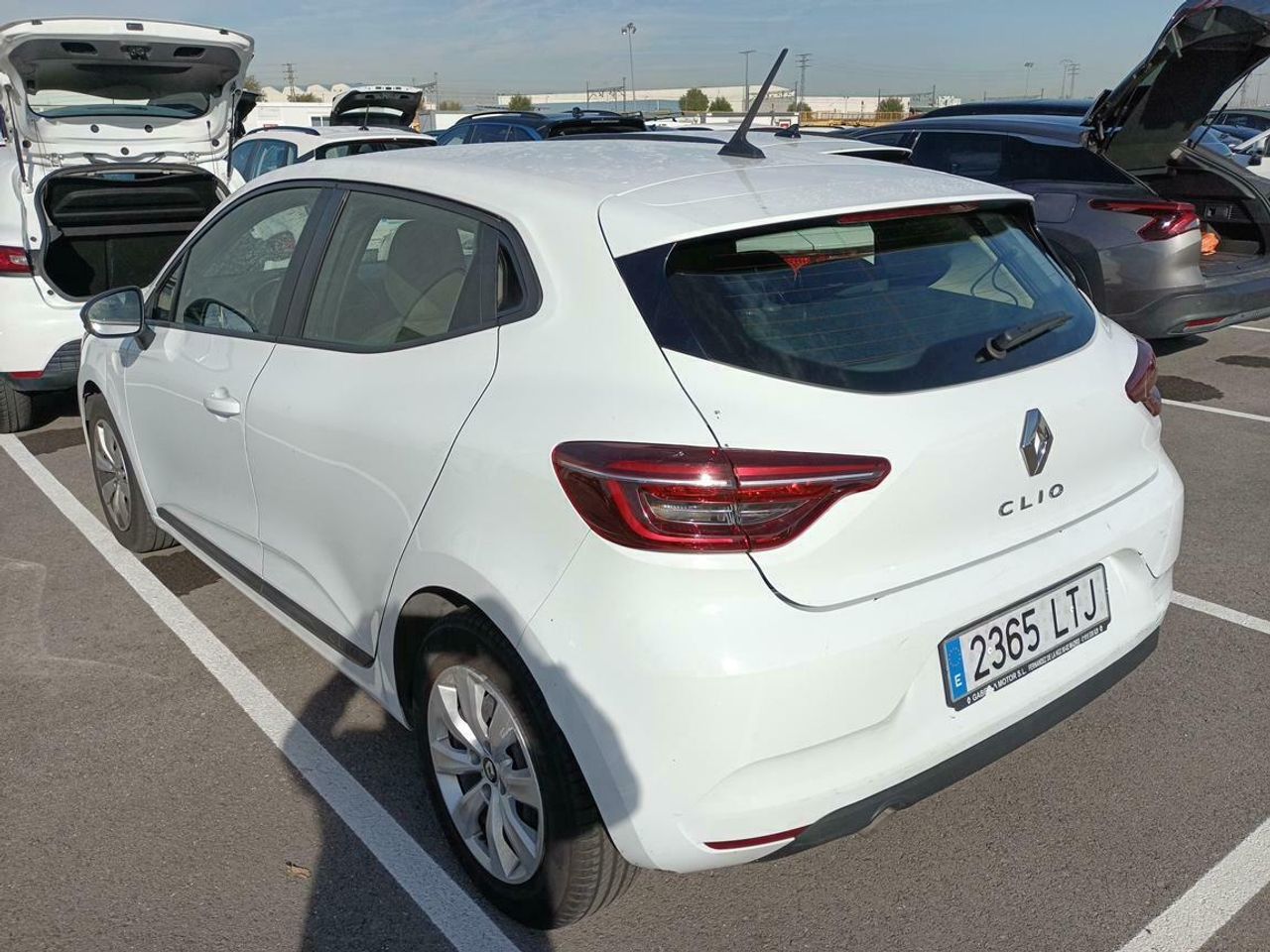 Renault Clio Business Sce 49 Kw (67cv) - Foto 2