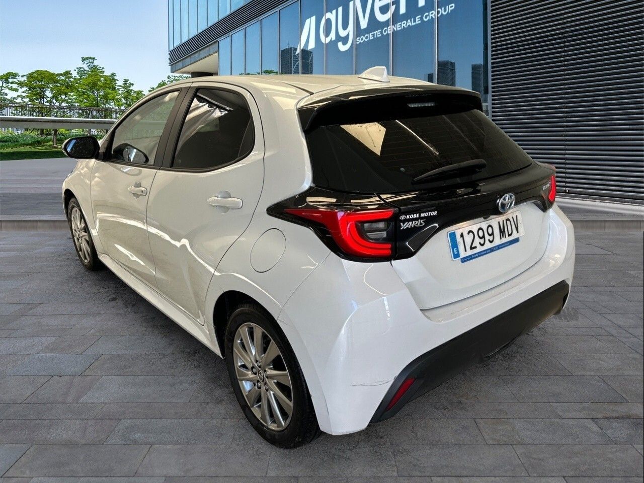 Toyota Yaris 1.5 120h Active Tech - Foto 2