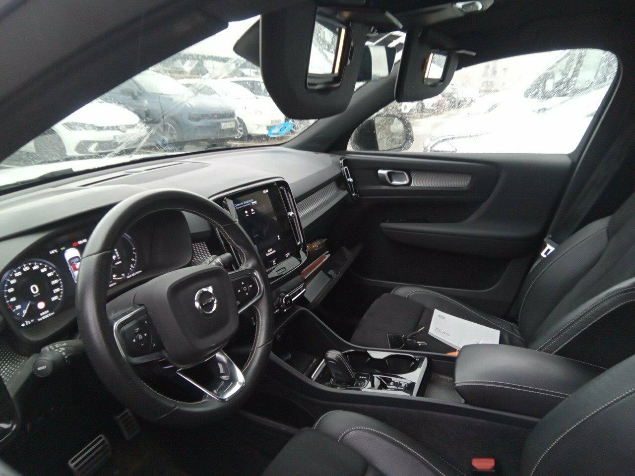 Volvo Xc40 1.5 T5 Twin Recharge R-design Auto - Foto 2