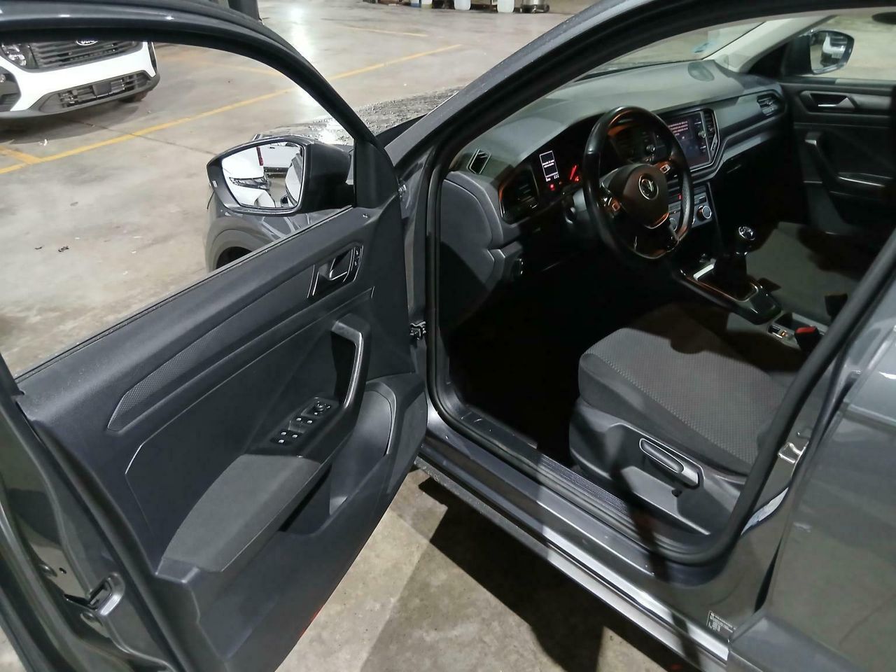 Volkswagen T-roc Edition 1.6 Tdi 85kw (115cv) - Foto 2