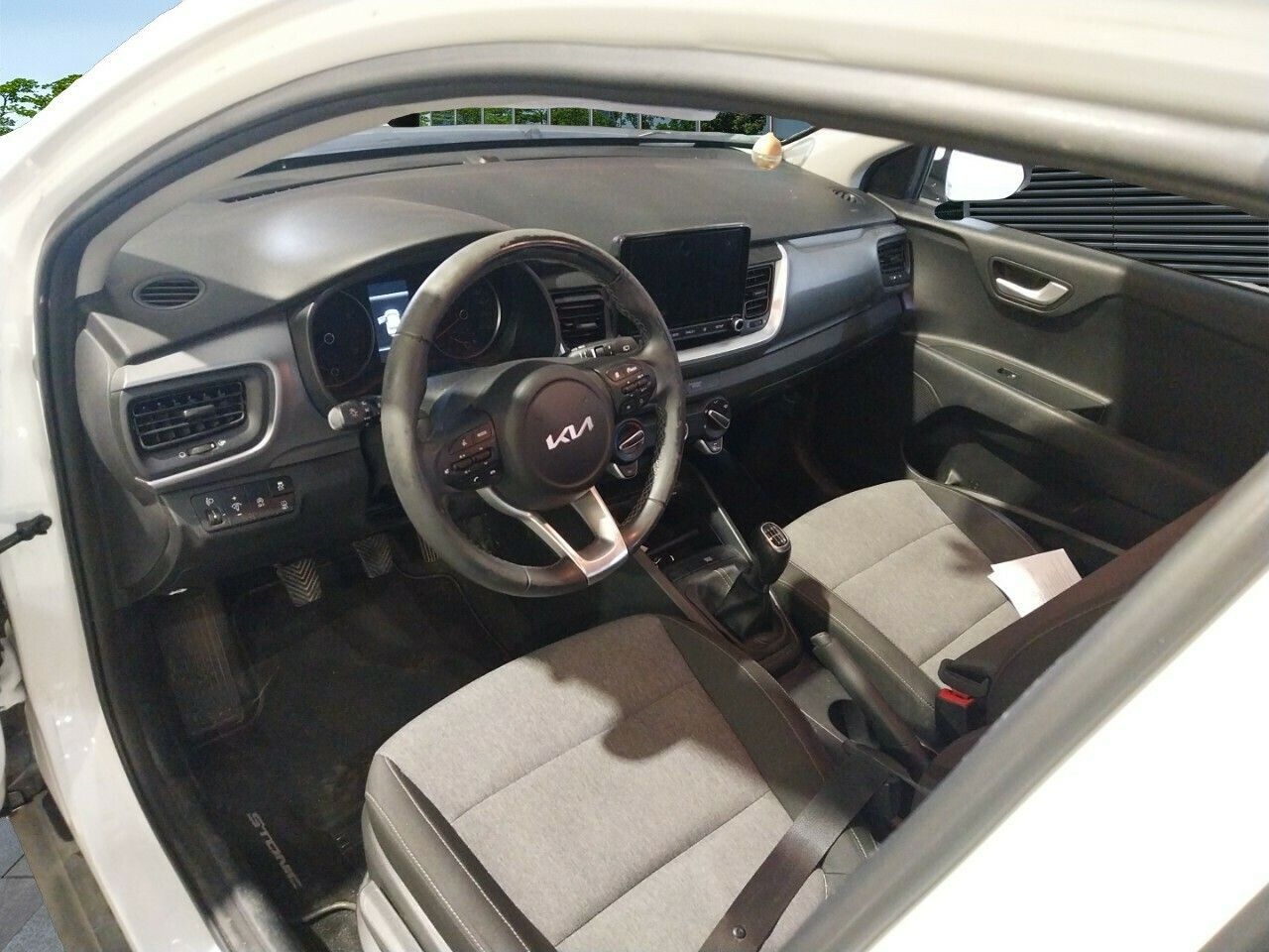 Kia Stonic 1.0 T-gdi 74kw (100cv) Mhev Imt Concept - Foto 2