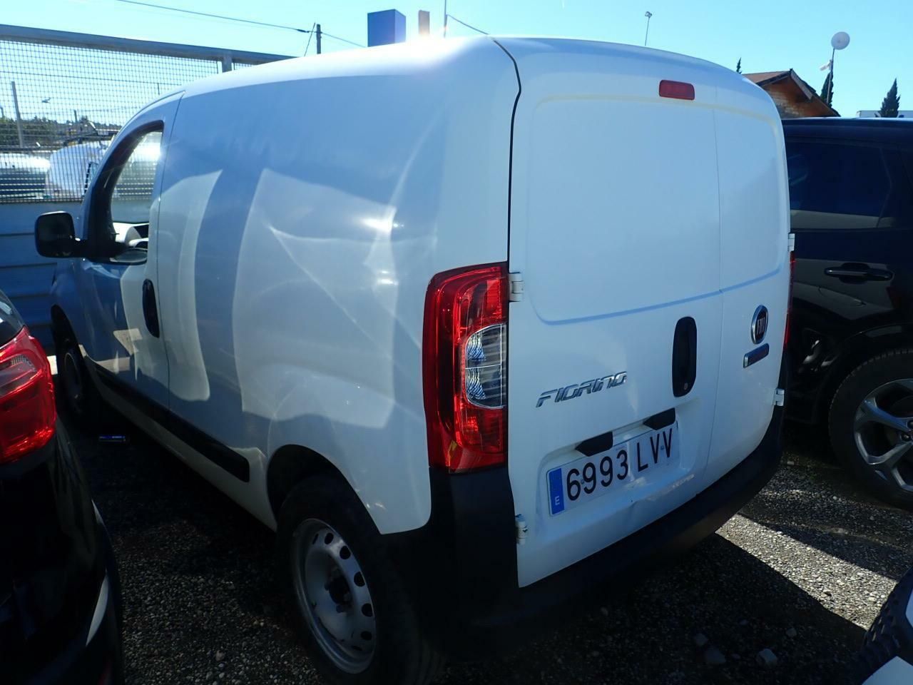 Fiat Fiorino Cargo Base N1 1.3 Mjet 59 Kw (80 Cv) - Foto 2