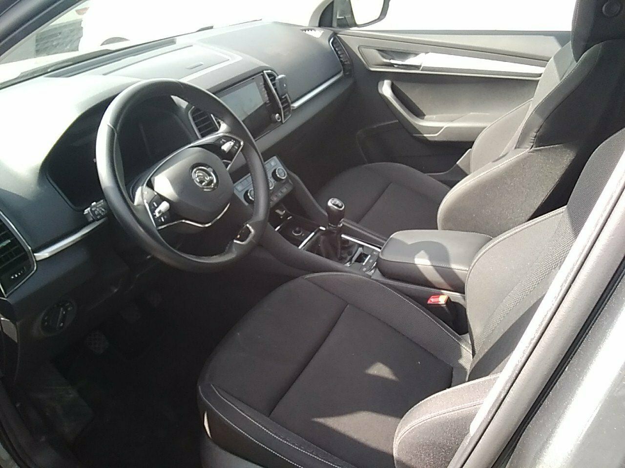 Skoda Karoq 2.0 Tdi 85kw (115cv) Ambition - Foto 2