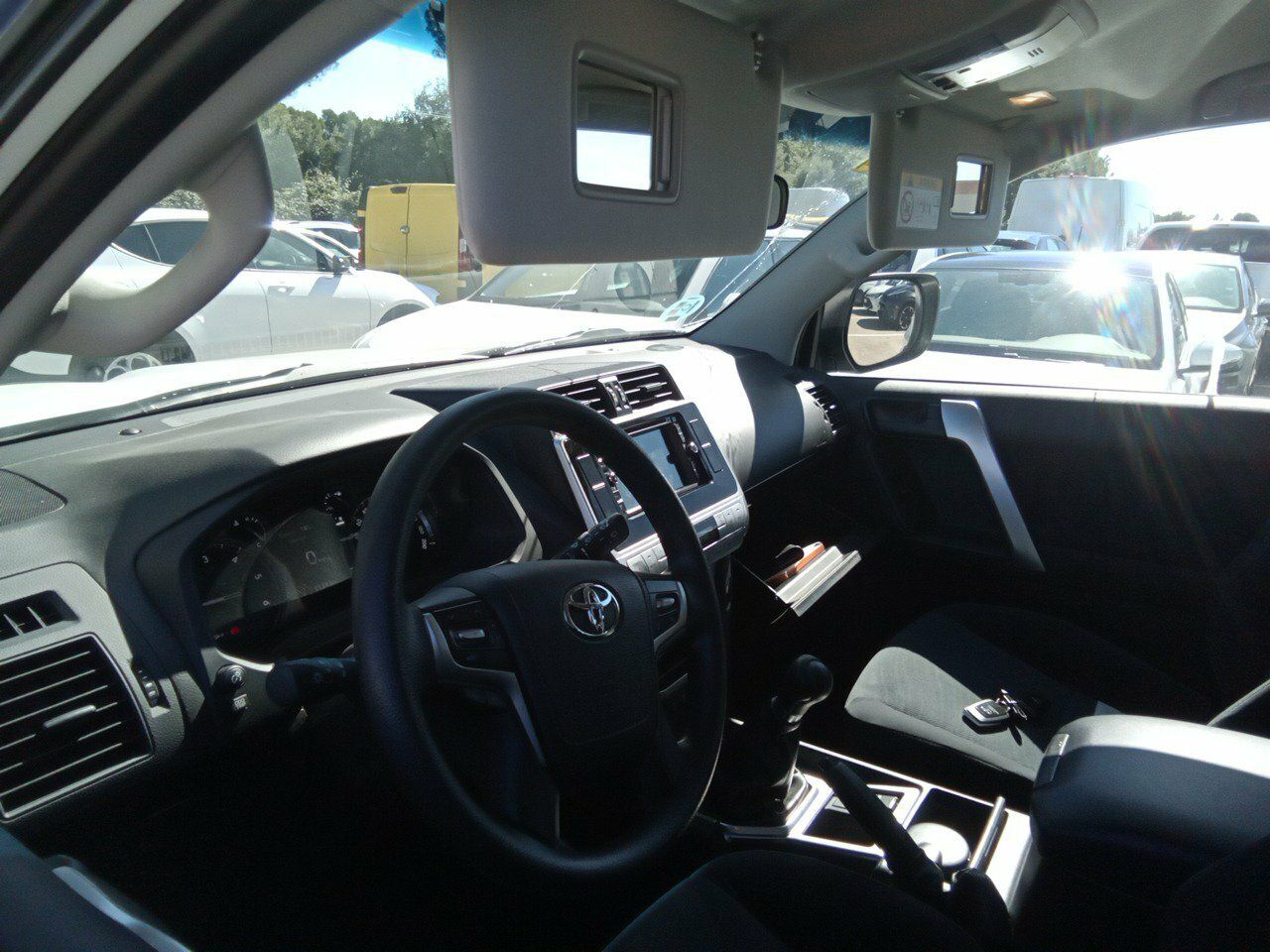 Toyota Landcruiser 2.8 D-4d Gx - Foto 2