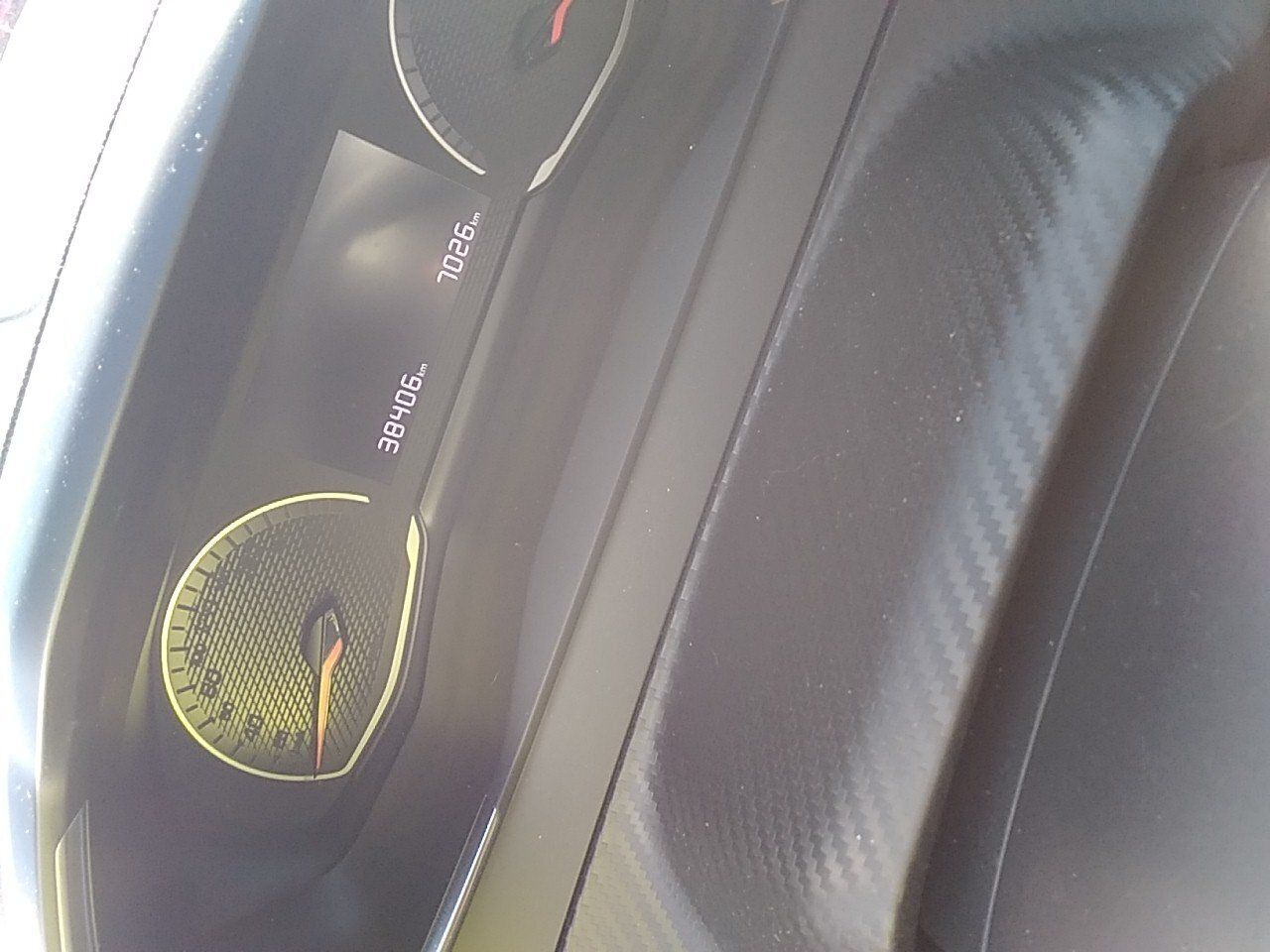 Peugeot 208 Bluehdi 73kw (100cv) Active - Foto 2