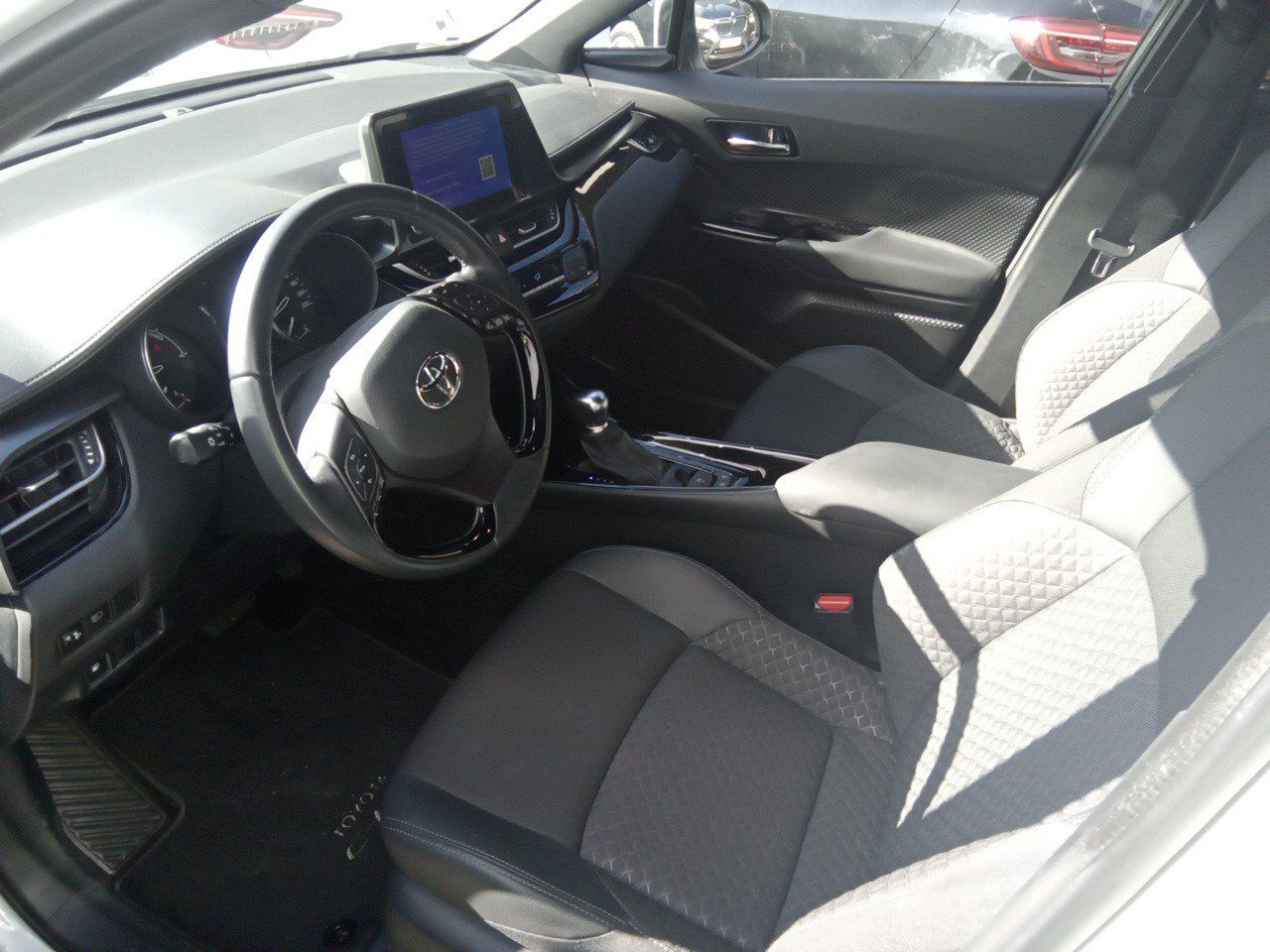Toyota C-hr 2.0 180h Advance - Foto 2