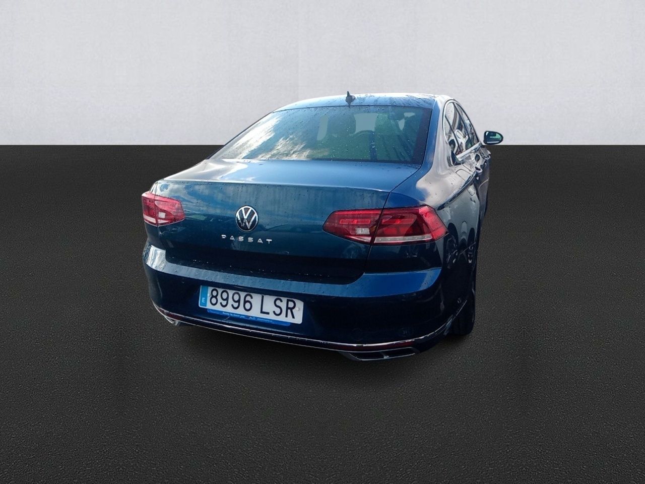 Volkswagen Passat R-line 2.0 Tdi 110kw (150cv) - Foto 2