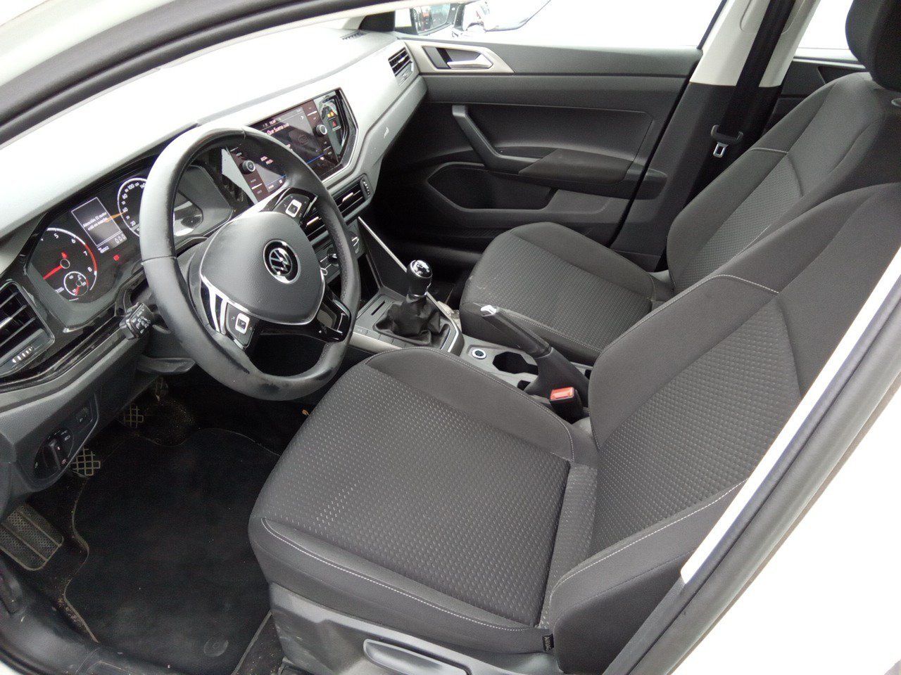 Volkswagen Polo Advance 1.0 Tsi 70kw (95cv) - Foto 2