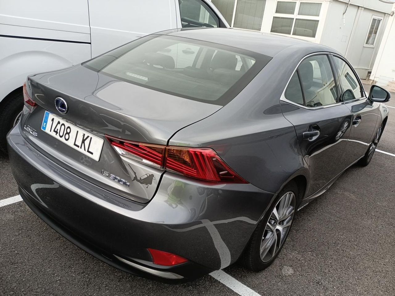 Lexus Is 2.5 300h Executive - Foto 2