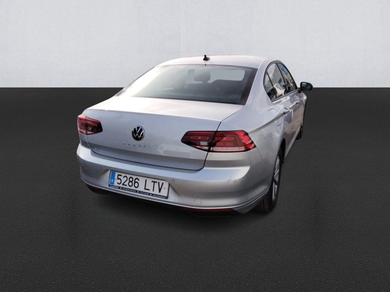 Volkswagen Passat Business 2.0 Tdi 110kw (150cv) - Foto 2