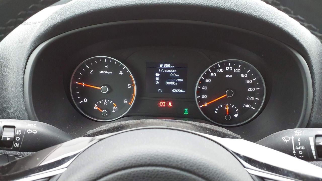 Kia Sportage 1.6 Mhev Business 100kw (136cv) 4x4 - Foto 2