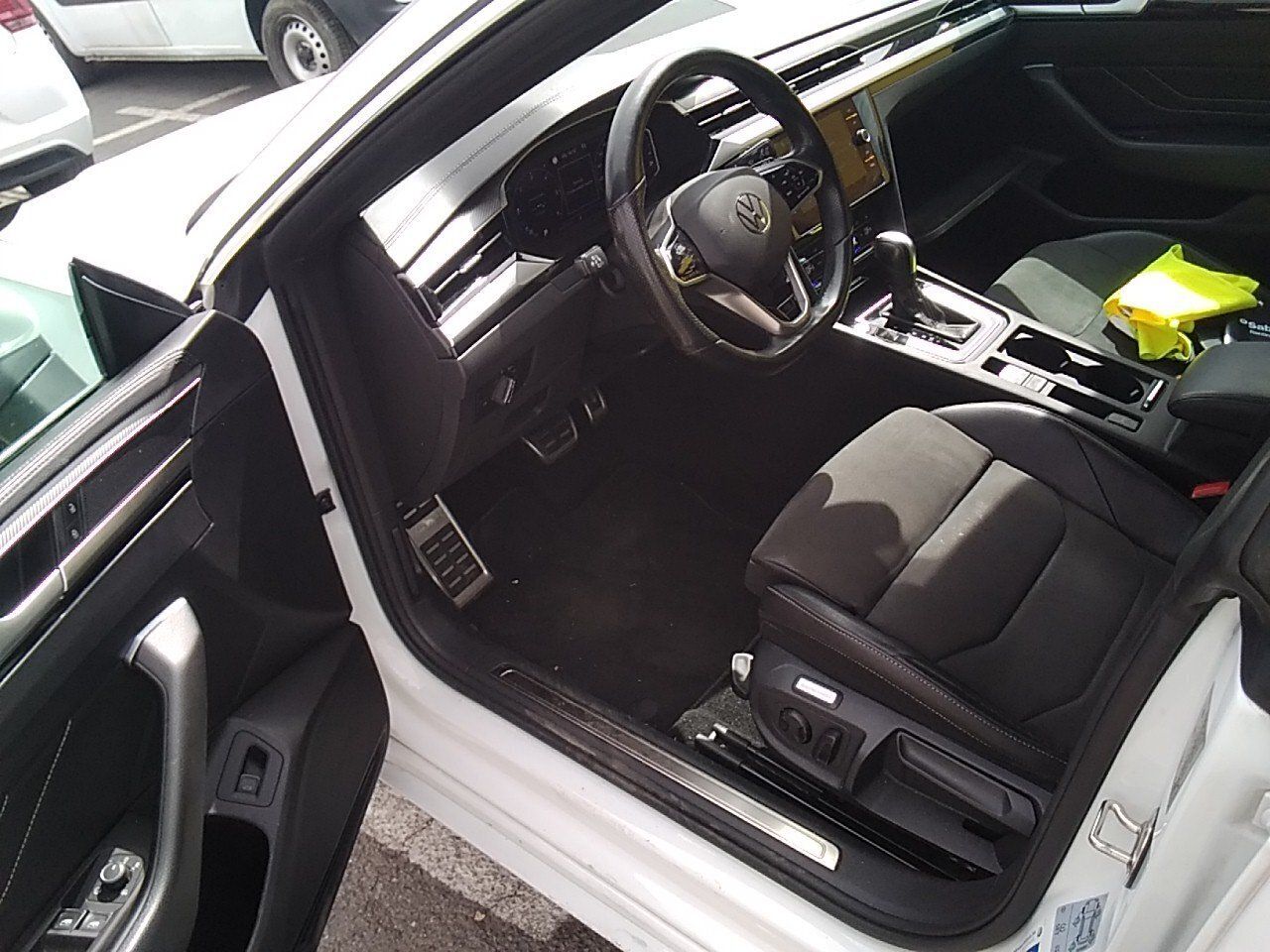 Volkswagen Arteon R-line 2.0 Tdi 110kw (150cv) Dsg - Foto 2