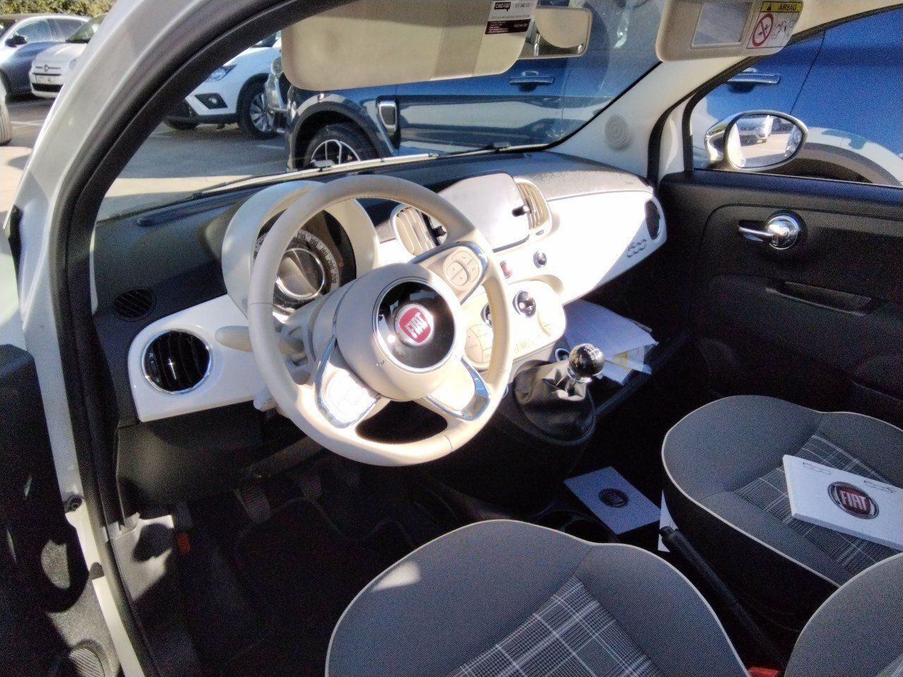 Fiat 500 (o) Lounge 1.2 8v 51kw (69 Cv) - Foto 2