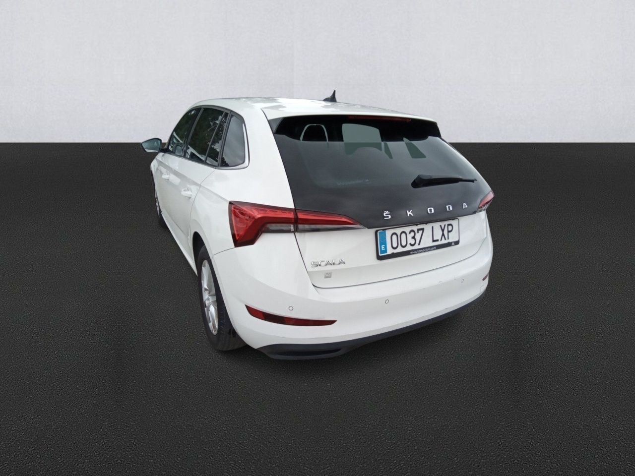 Skoda Scala 1.0 Tsi 70 Kw (95 Cv) Emotion - Foto 2
