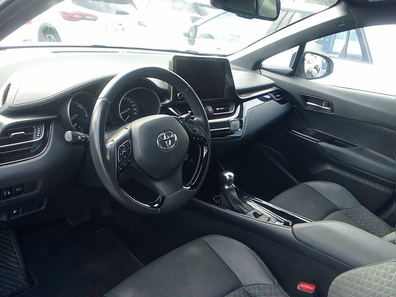 Toyota C-hr 1.8 125h Advance - Foto 2