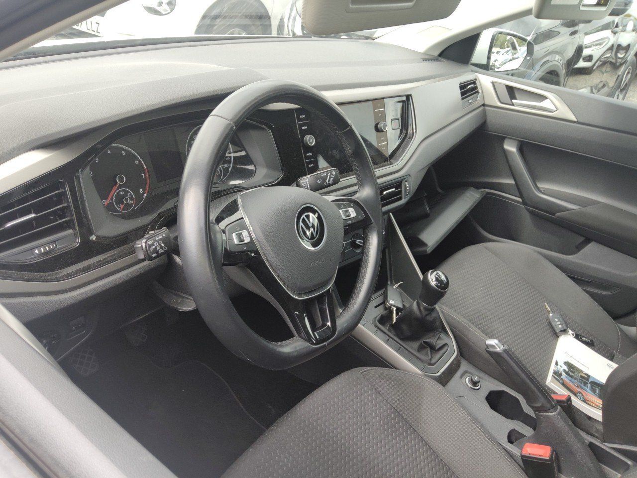 Volkswagen Polo Advance 1.0 Tsi 70kw (95cv) - Foto 2