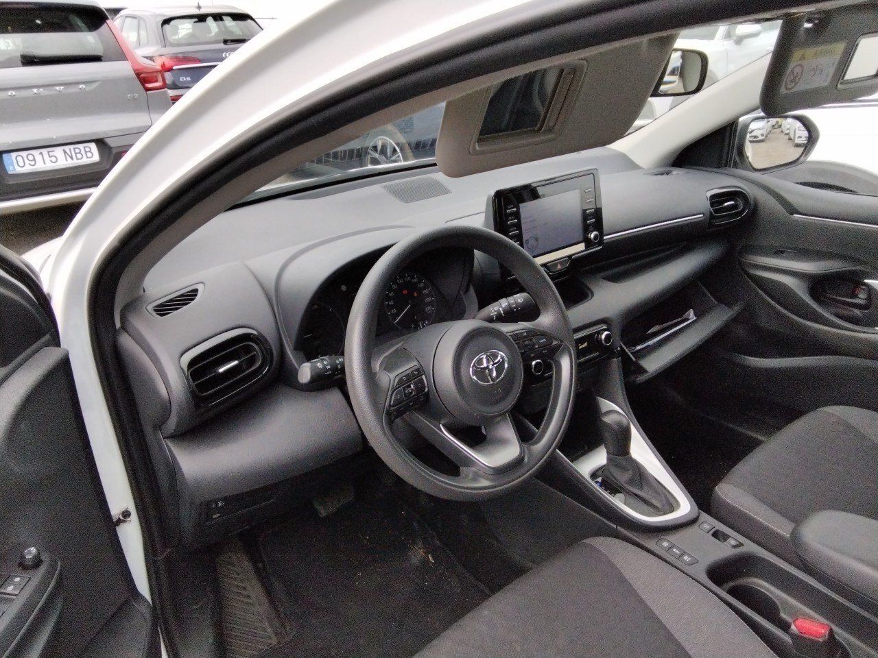 Toyota Yaris 1.5 120h Business Plus - Foto 2