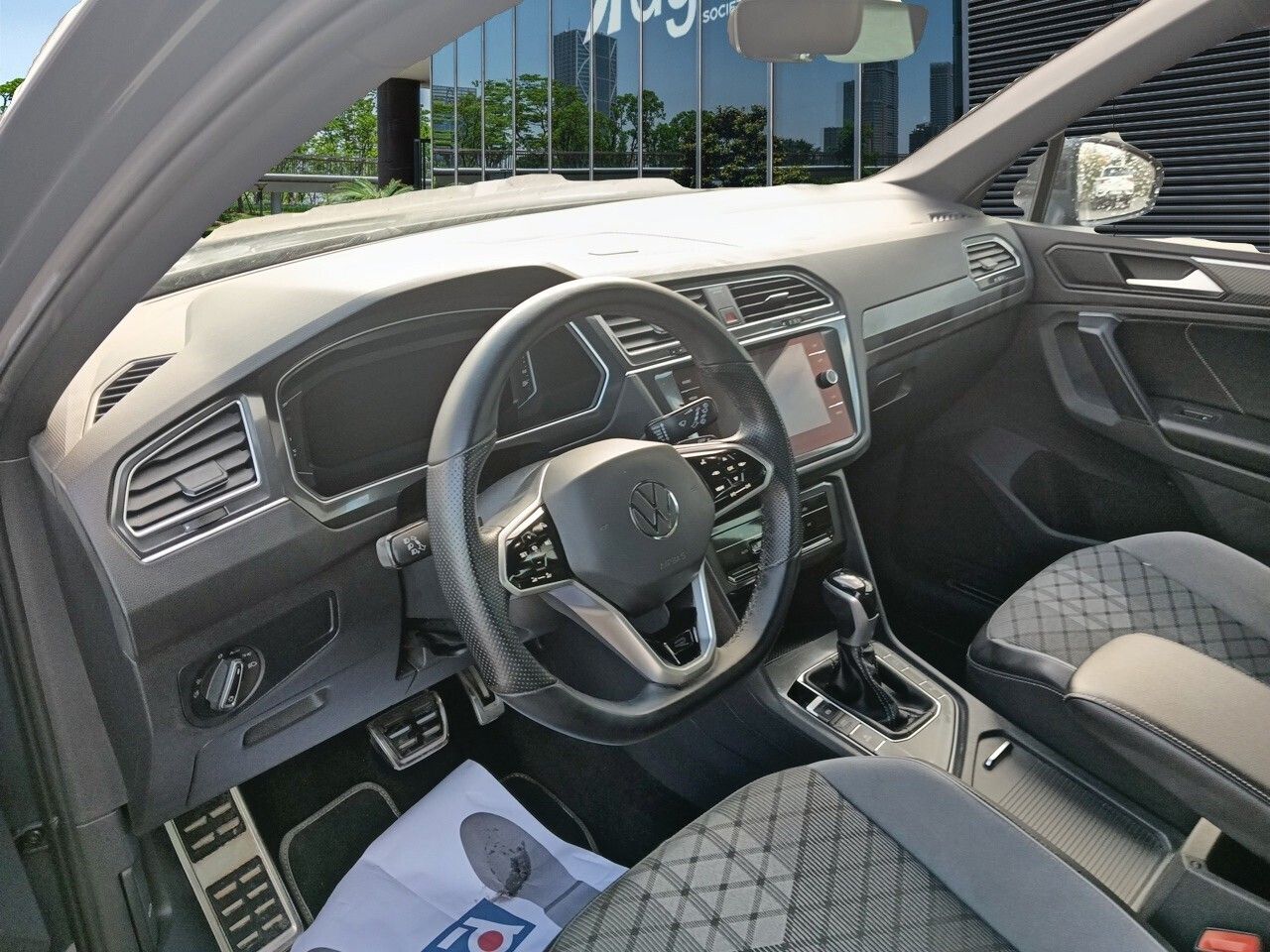 Volkswagen Tiguan R-line 2.0 Tdi 110kw (150cv) Dsg - Foto 2