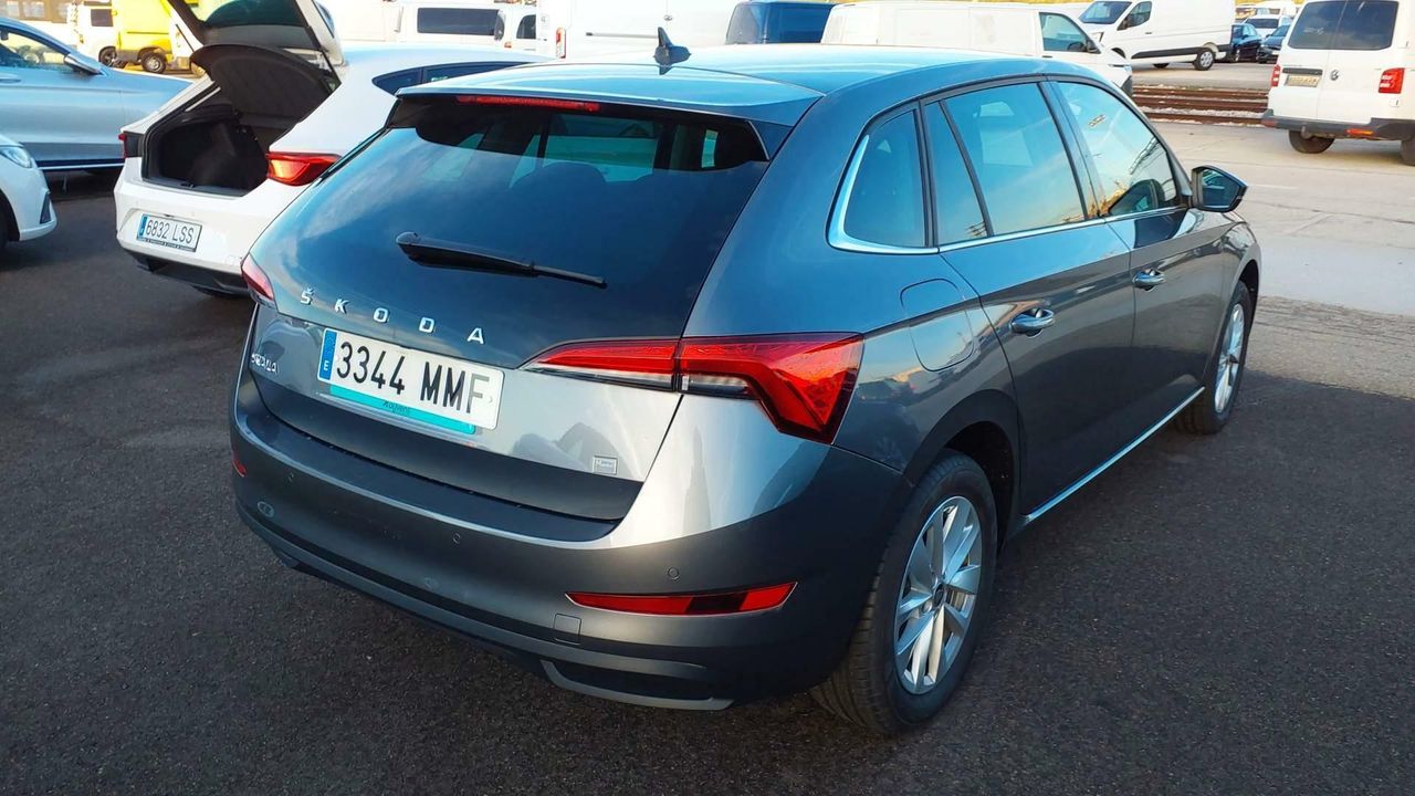 Skoda Scala 1.0 Tsi 70 Kw (95 Cv) Selection - Foto 2