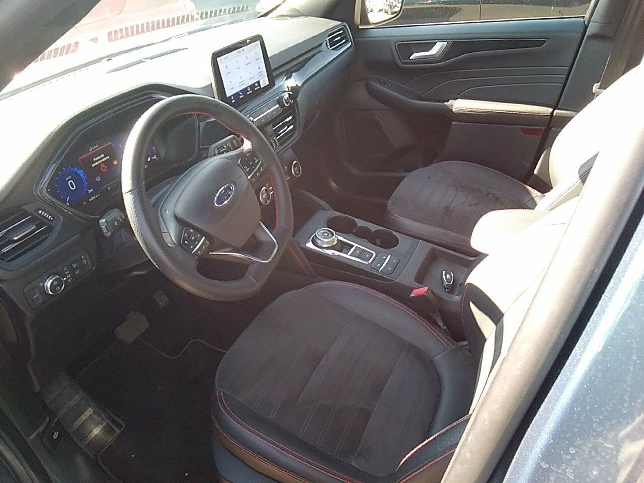 Ford Kuga St-line X 1.5 Ecoblue 88kw (120cv) Auto - Foto 2