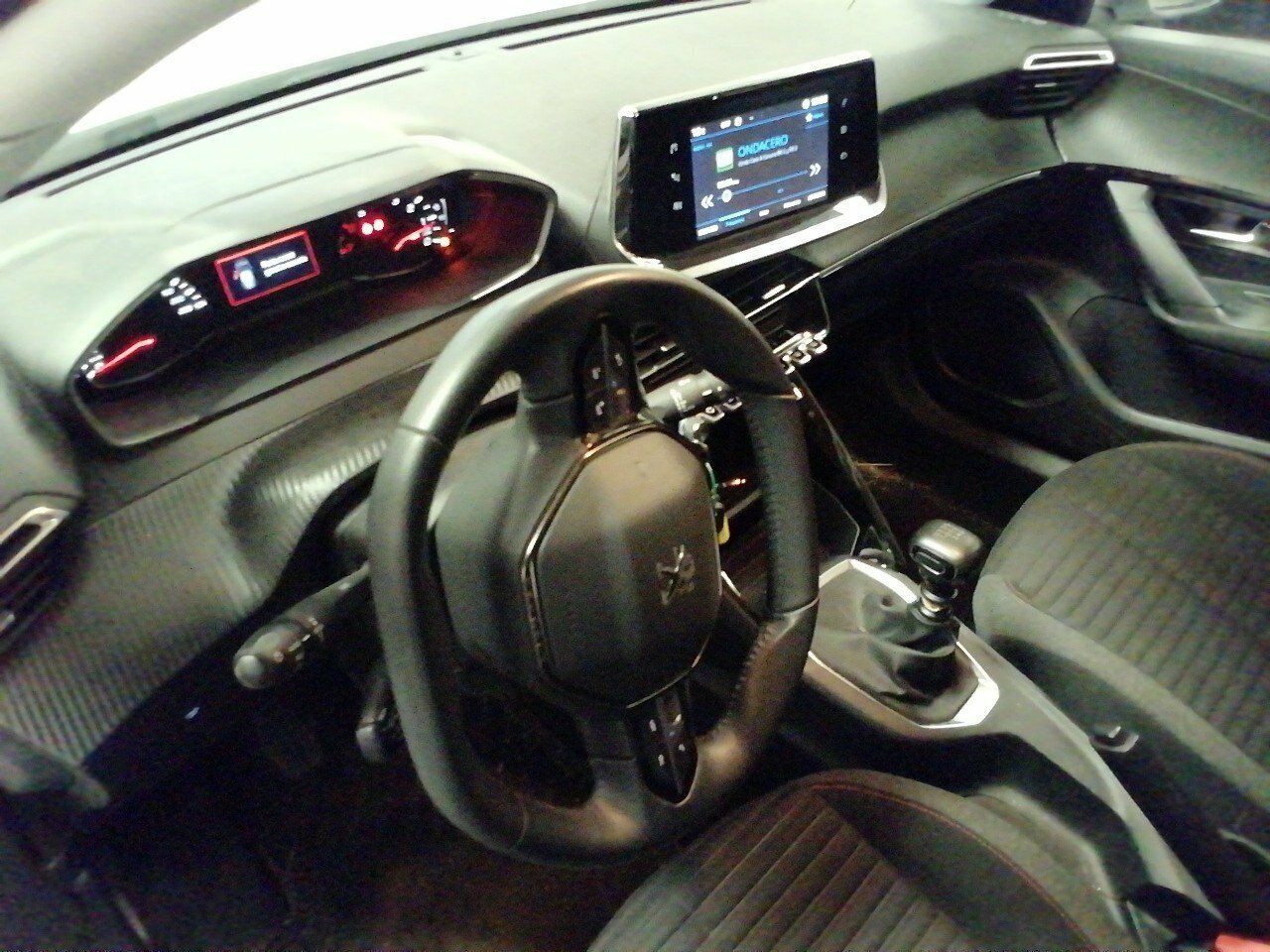 Peugeot 2008 Active Pack Bluehdi 81kw (110cv) - Foto 2